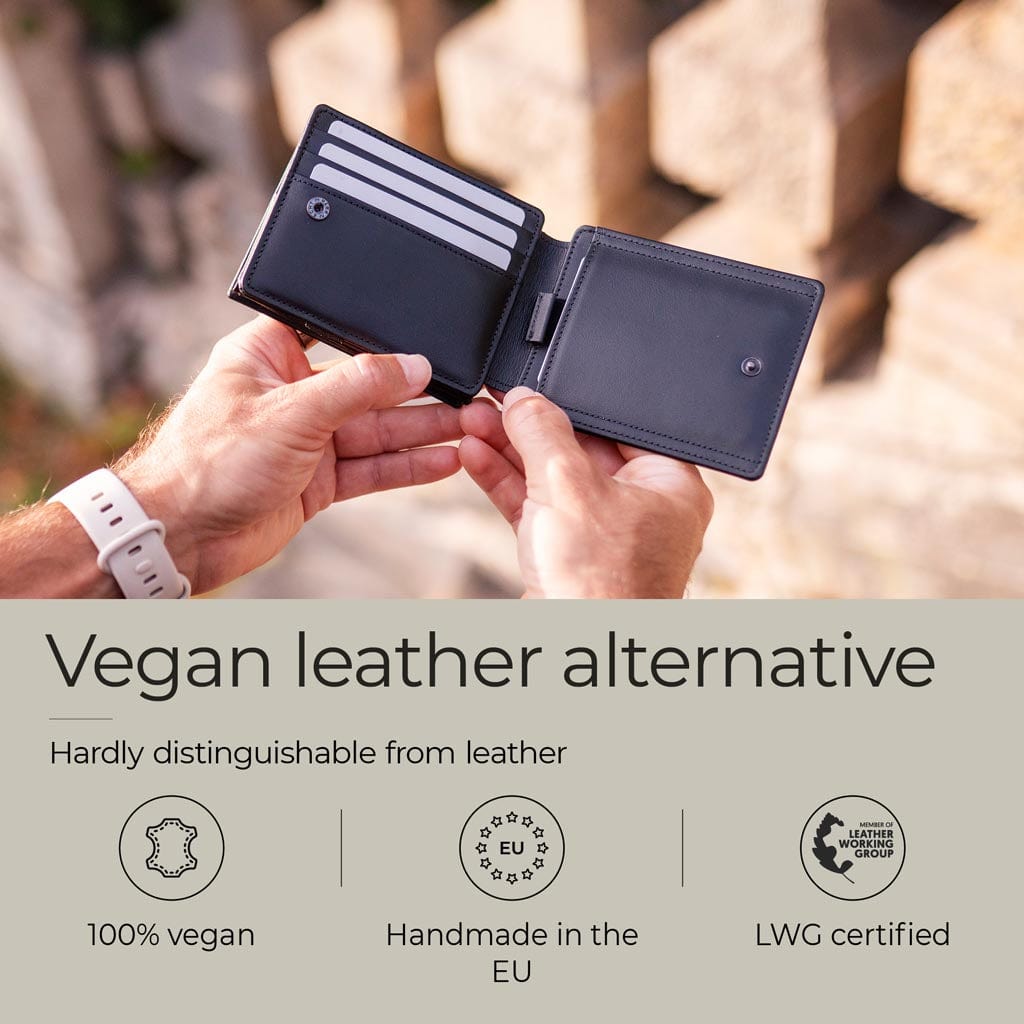 Jaimie Jacobs Geldbeutel Portemonnaie Black Flap Boy XL AirTag-Edition Vegan - Magic Wallet with Coin Pocket Flap Boy XL AirTag-Edition - Magic Wallet with Coin Pocket